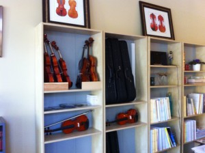 Music_Corner_violins